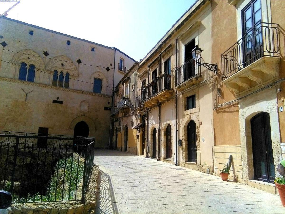 Dimora Montalto,indipendente Con Terrazzo Privato Syracuse